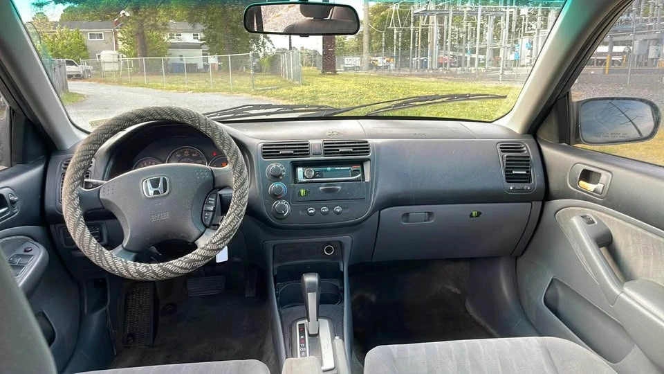 2004 Honda Civic 7th Gen - Image 10 of 11