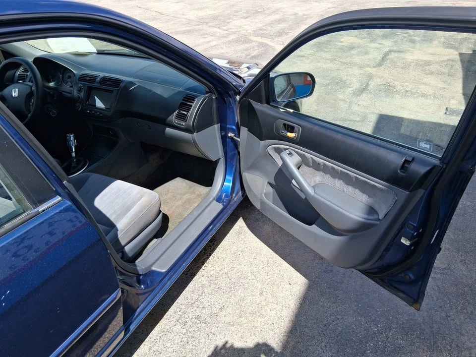 2004 Honda Civic 7th Gen - Image 13 of 14