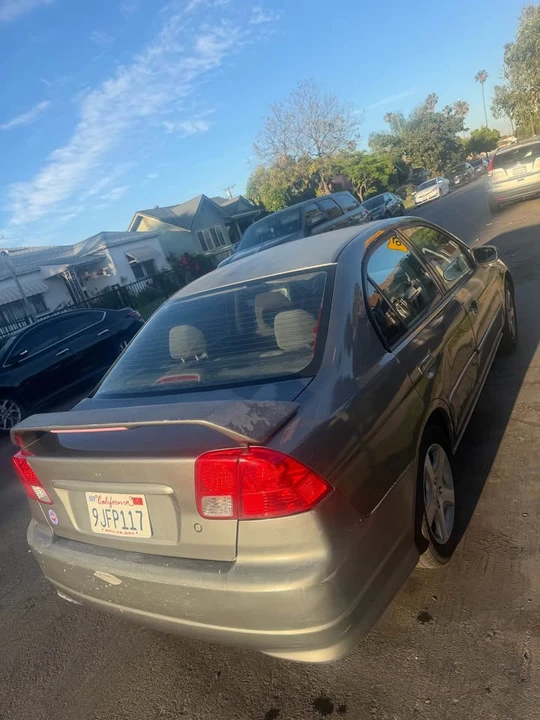 2004 Honda Civic 7th Gen - Image 4 of 7