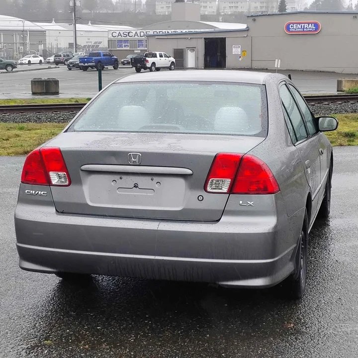 2004 Honda Civic 7th Gen - Image 5 of 12