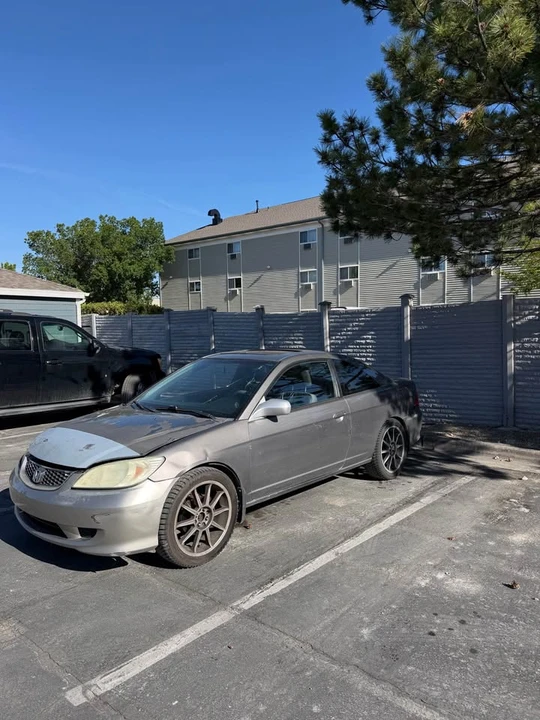 2004 Honda Civic 7th Gen - Image 2 of 6