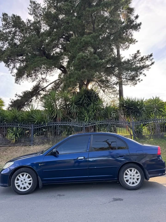 2004 Honda Civic 7th Gen - Image 4 of 8