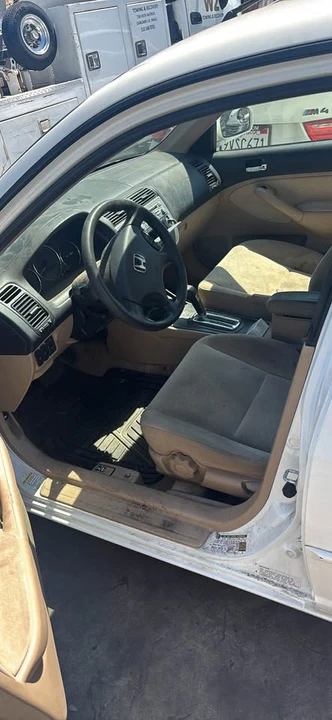 2004 Honda Civic 7th Gen - Image 2 of 4