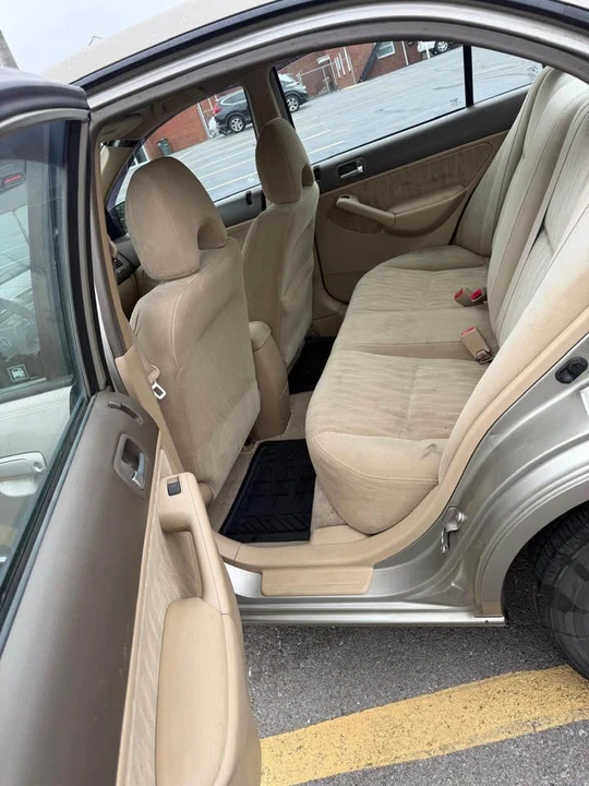 2004 Honda Civic 7th Gen - Image 12 of 15