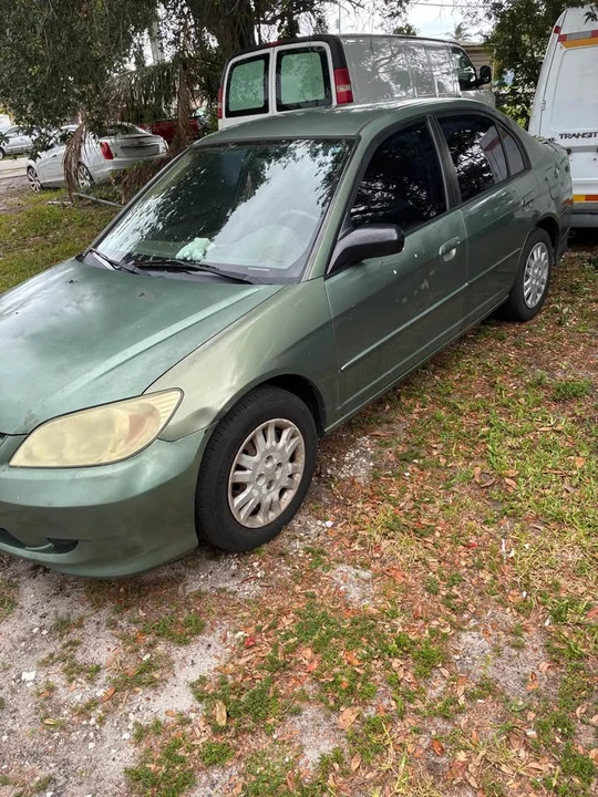 2004 Honda Civic 7th Gen - Image 8 of 11