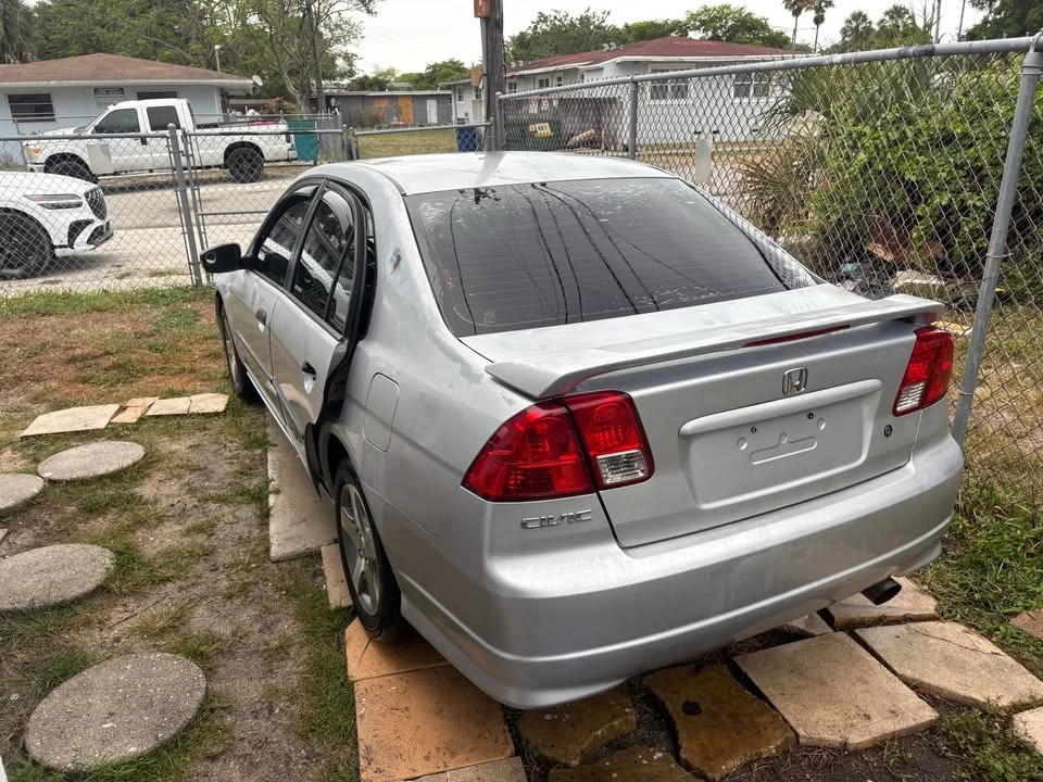 2004 Honda Civic 7th Gen - Image 6 of 6