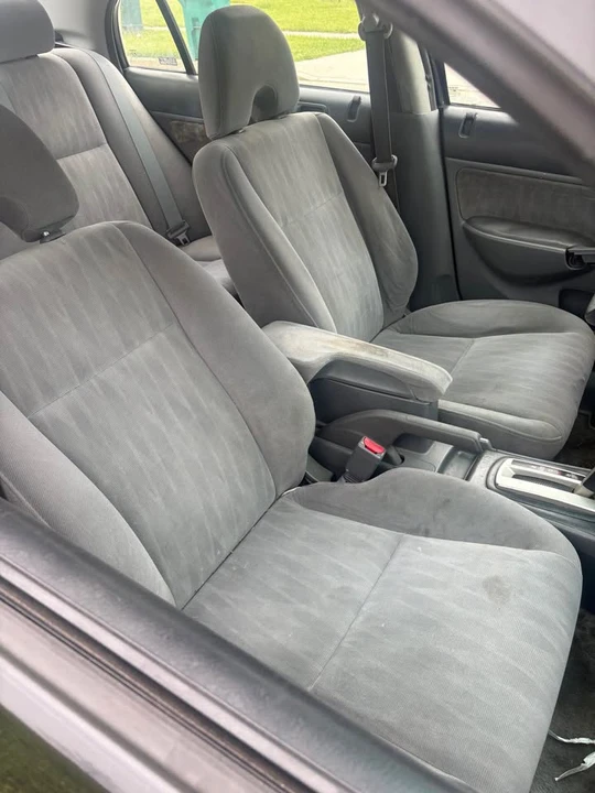 2004 Honda Civic 7th Gen - Image 6 of 8