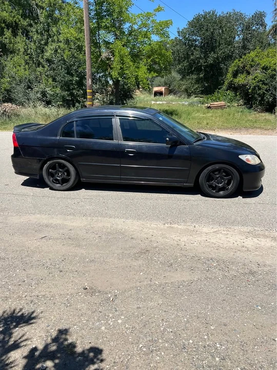 2004 Honda Civic 7th Gen - Image 5 of 9