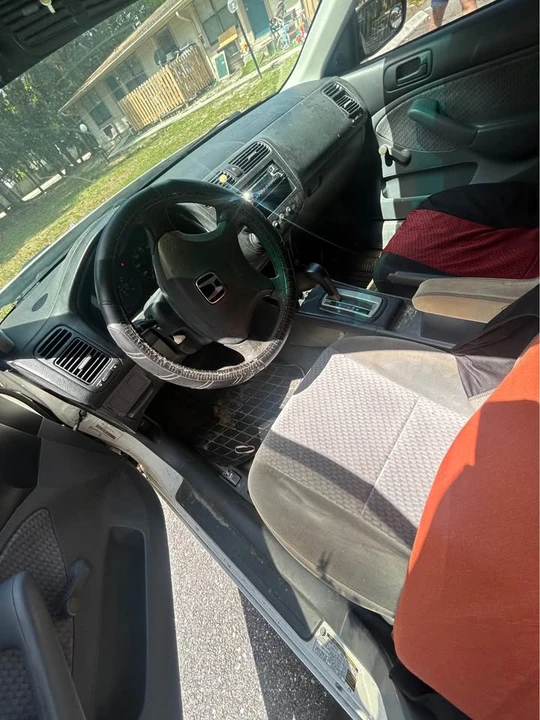 2004 Honda Civic 7th Gen - Image 5 of 6