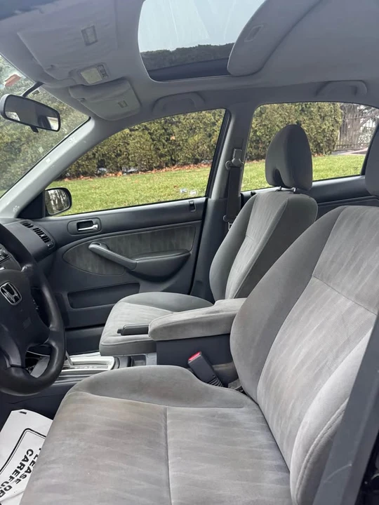 2004 Honda Civic 7th Gen - Image 6 of 15