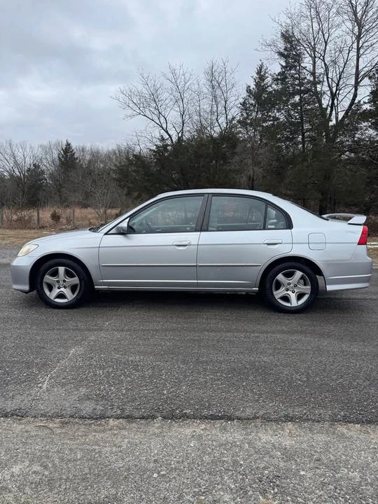 2004 Honda Civic 7th Gen - Image 3 of 15