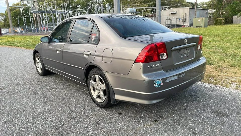 2004 Honda Civic 7th Gen - Image 8 of 11