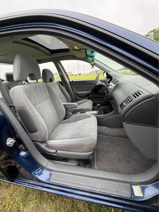 2004 Honda Civic 7th Gen - Image 14 of 17