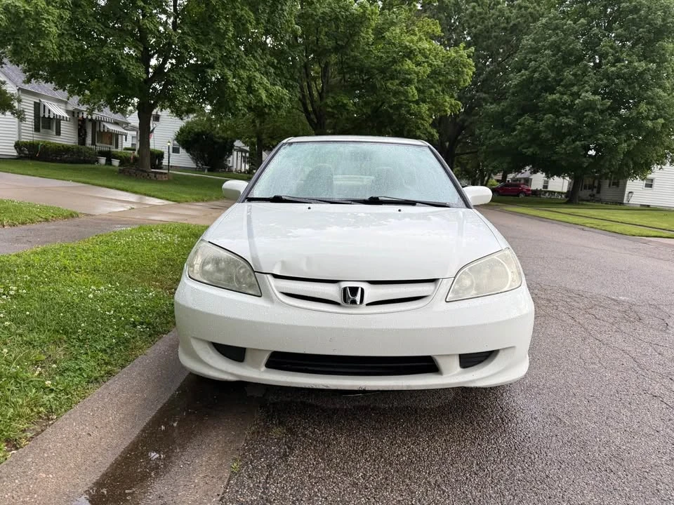 2004 Honda Civic 7th Gen - Image 3 of 11