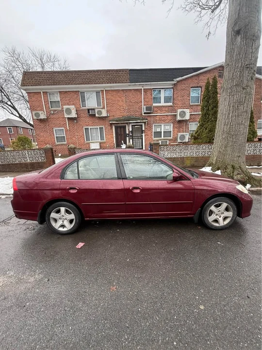 2004 Honda Civic 7th Gen - Image 3 of 12