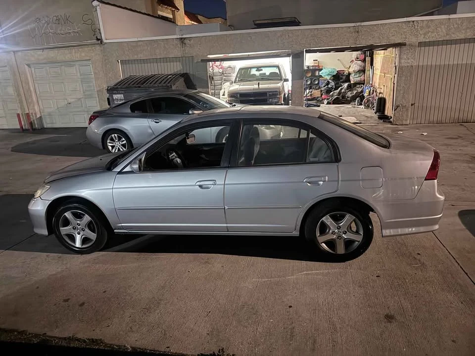 2004 Honda Civic 7th Gen - Image 5 of 11