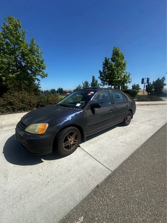 2004 Honda Civic 7th Gen - Image 2 of 11