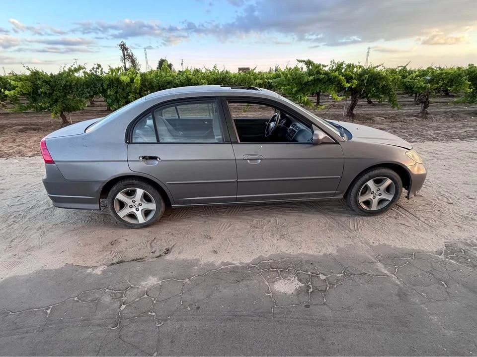 2004 Honda Civic 7th Gen - Image 5 of 7