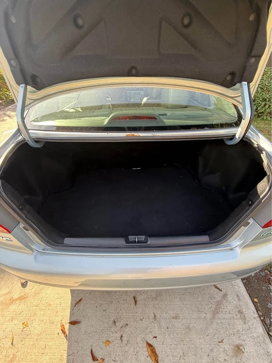 2004 Honda Civic 7th Gen - Image 9 of 9