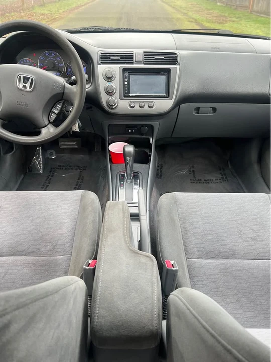 2004 Honda Civic 7th Gen - Image 3 of 9
