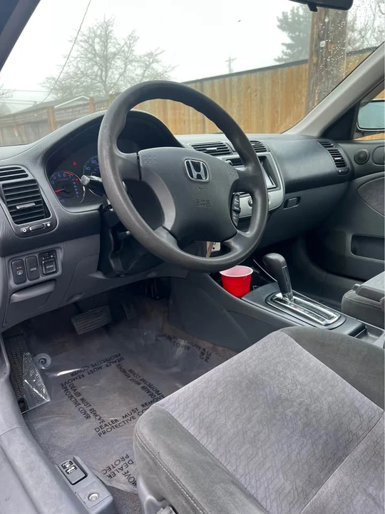 2004 Honda Civic 7th Gen - Image 4 of 9