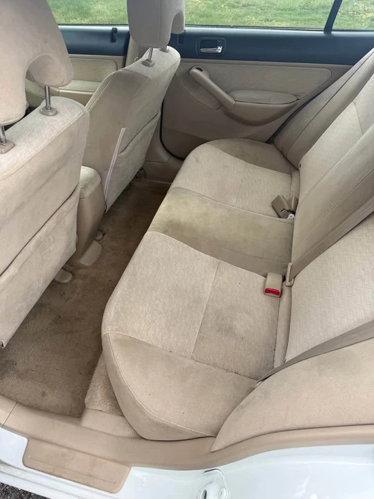 2004 Honda Civic 7th Gen - Image 3 of 12