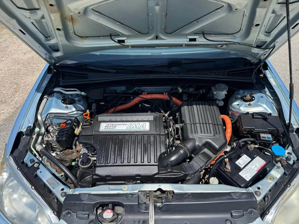 2004 Honda Civic 7th Gen - Image 2 of 12