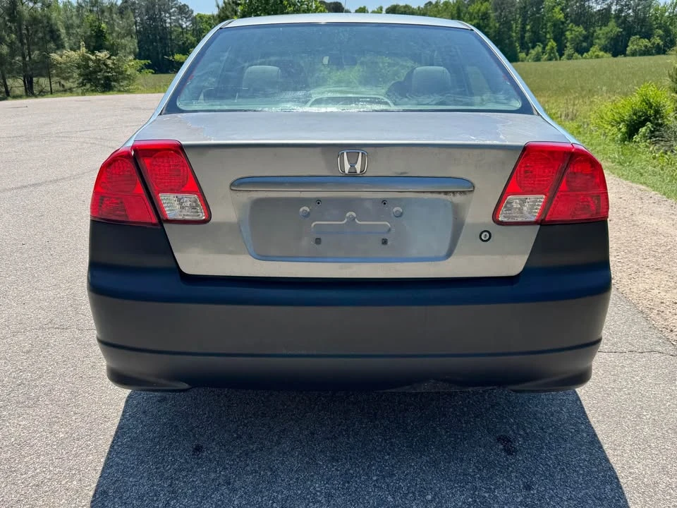 2004 Honda Civic 7th Gen - Image 8 of 17
