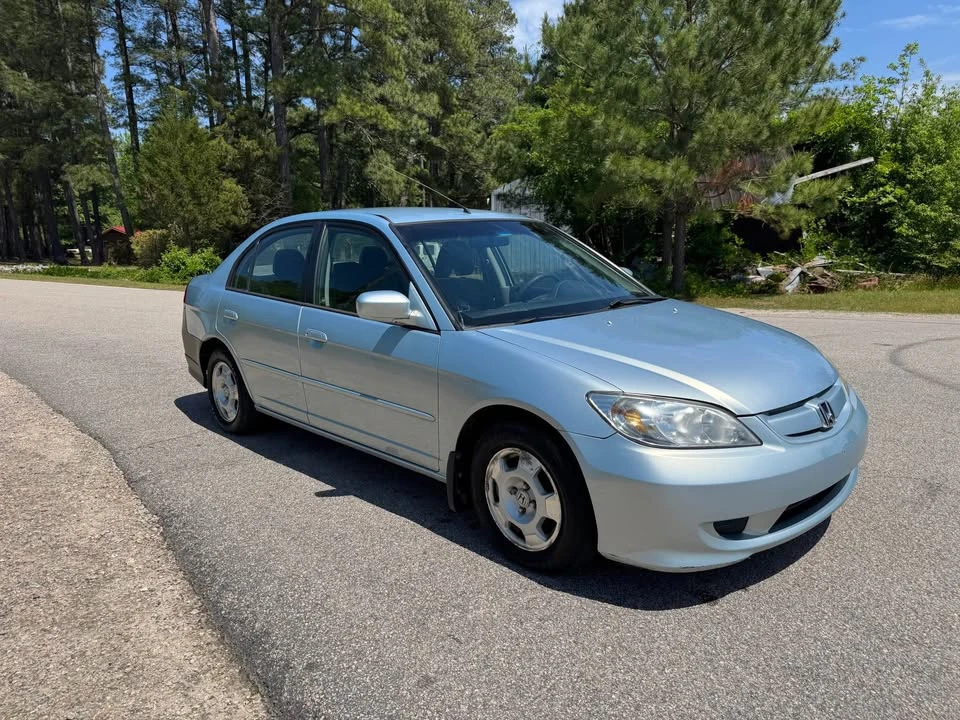 2004 Honda Civic 7th Gen - Image 3 of 17