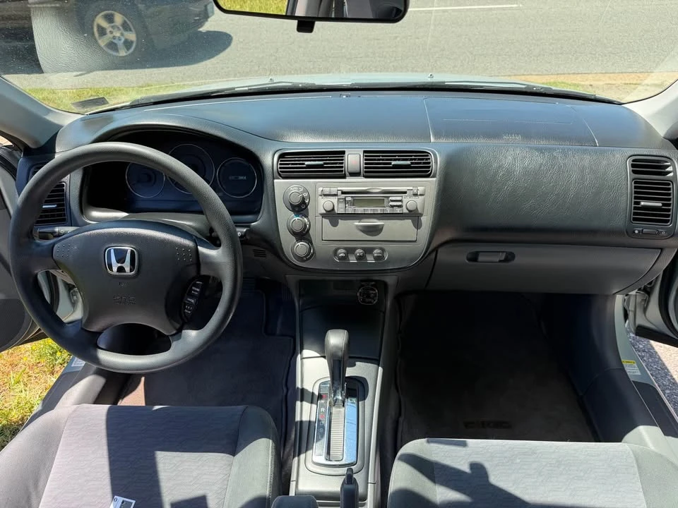 2004 Honda Civic 7th Gen - Image 8 of 12