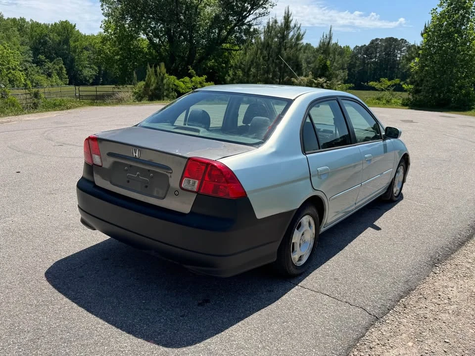 2004 Honda Civic 7th Gen - Image 7 of 17