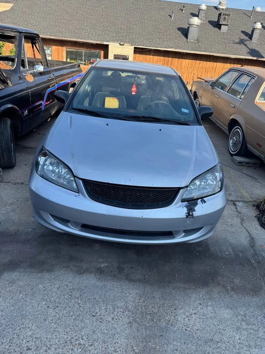 2004 Honda Civic 7th Gen - Image 4 of 11