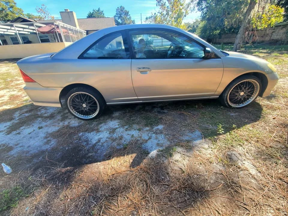 2004 Honda Civic 7th Gen - Image 17 of 19