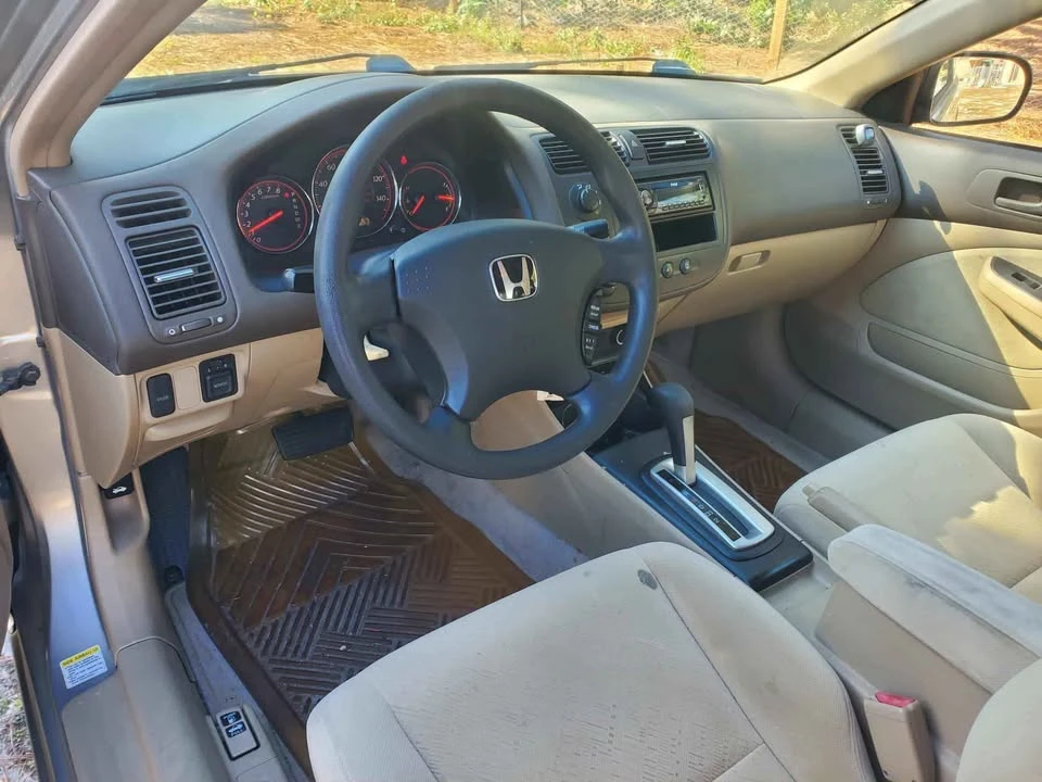 2004 Honda Civic 7th Gen - Image 7 of 19