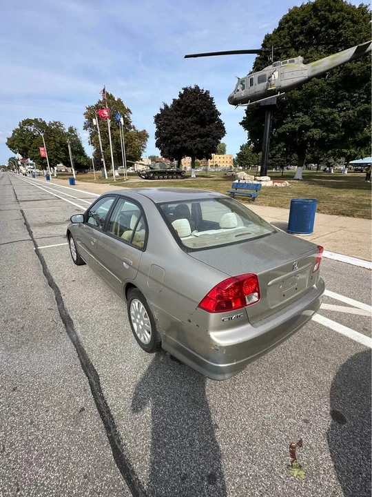 2004 Honda Civic 7th Gen - Image 5 of 7