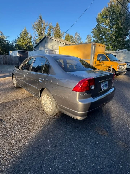 2004 Honda Civic 7th Gen - Image 3 of 9