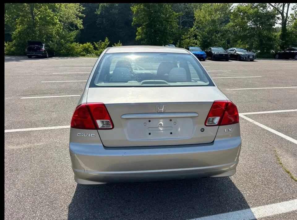 2004 Honda Civic 7th Gen - Image 3 of 10