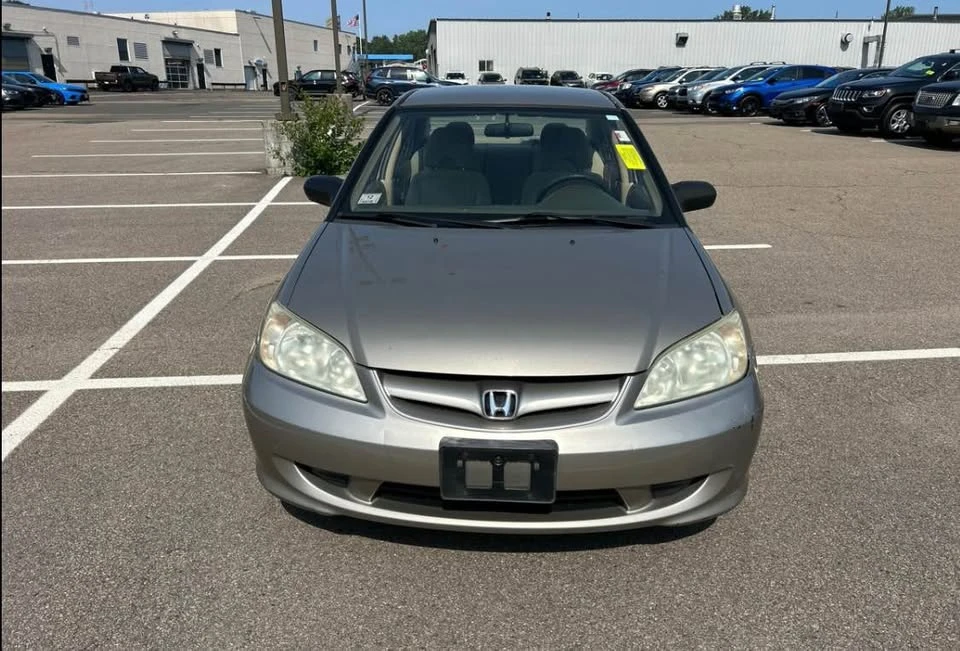 2004 Honda Civic 7th Gen - Image 4 of 10