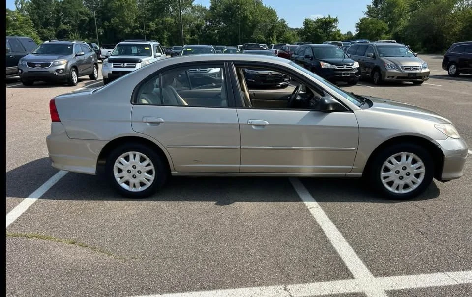 2004 Honda Civic 7th Gen - Image 10 of 10