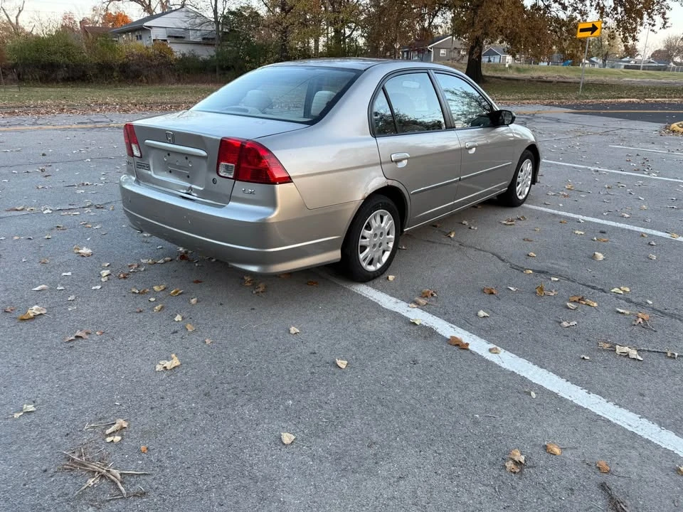 2004 Honda Civic 7th Gen - Image 5 of 9