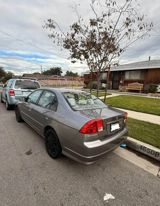 2004 Honda Civic 7th Gen - Image 9 of 16