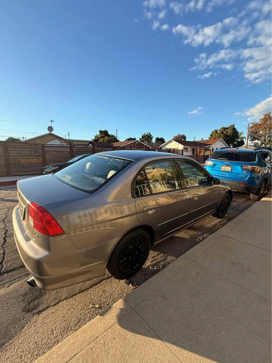 2004 Honda Civic 7th Gen - Image 13 of 16
