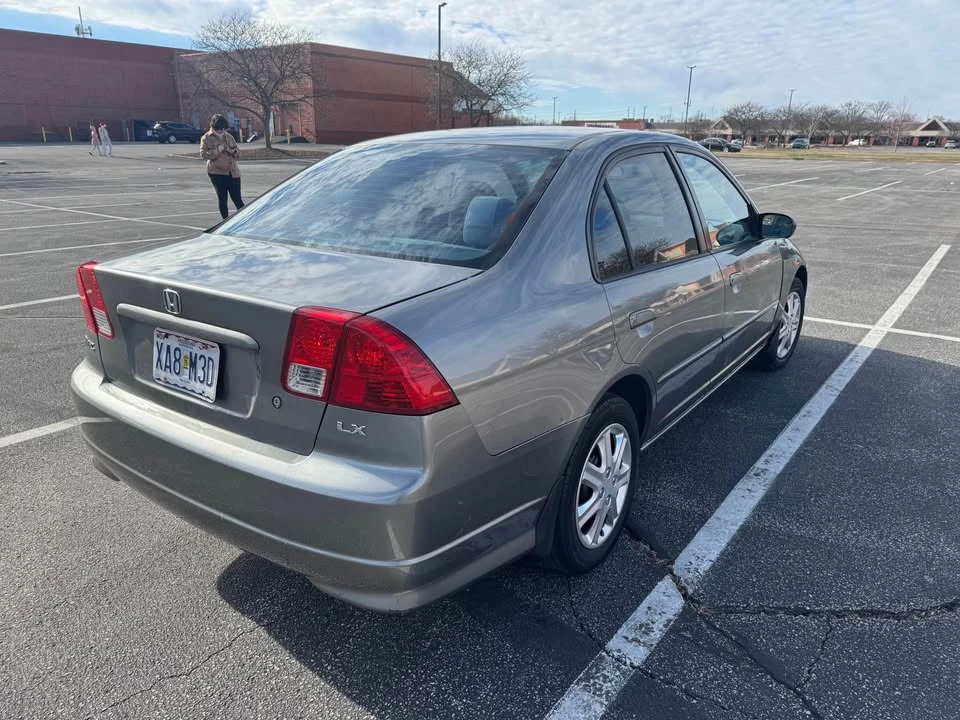 2004 Honda Civic 7th Gen - Image 7 of 9