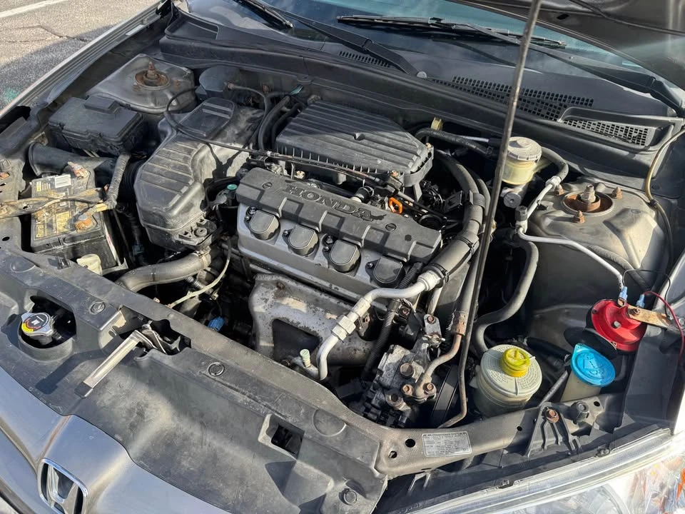 2004 Honda Civic 7th Gen - Image 9 of 9