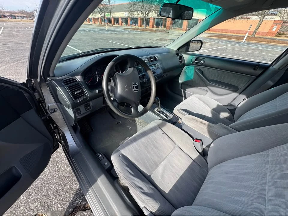 2004 Honda Civic 7th Gen - Image 4 of 9