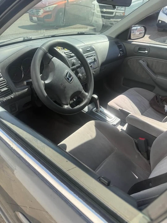 2004 Honda Civic 7th Gen - Image 5 of 6