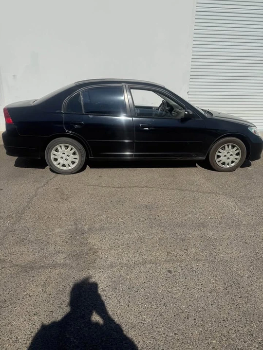 2004 Honda Civic 7th Gen - Image 3 of 6