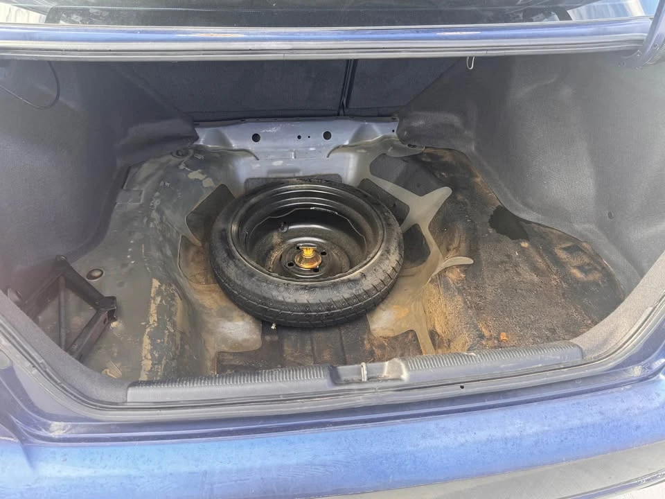 2004 Honda Civic 7th Gen - Image 10 of 10