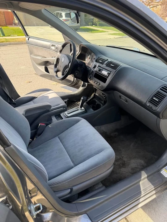 2004 Honda Civic 7th Gen - Image 7 of 10