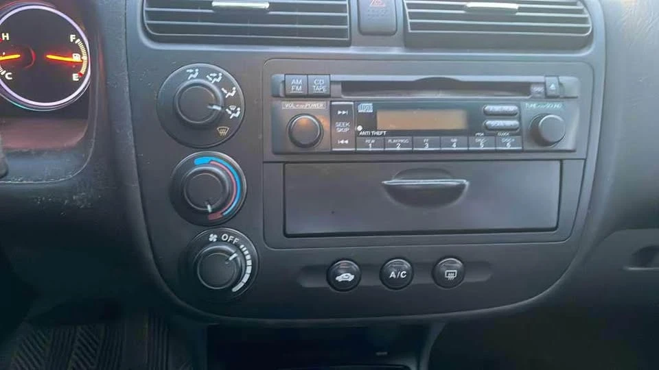 2004 Honda Civic 7th Gen - Image 9 of 9